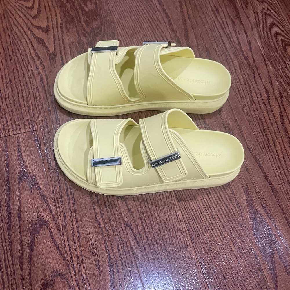 Alexander McQueen Hybrid double-strap slides women